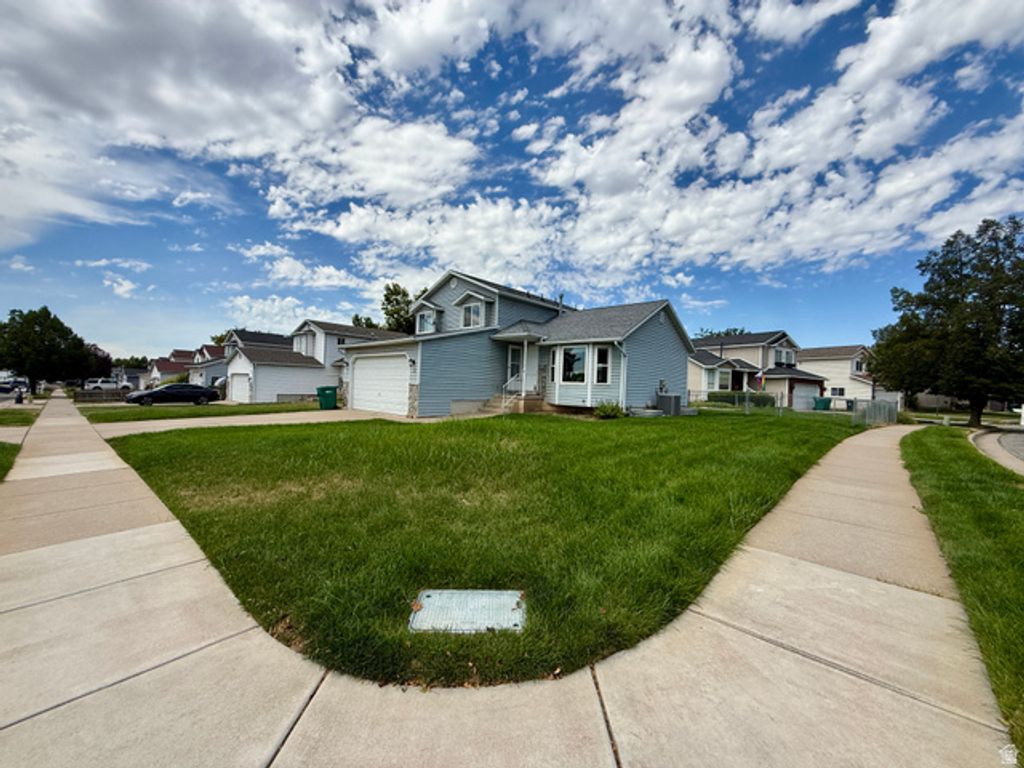 1139 E MEADOW WAY DR, Layton, UT 84041 — photo 4