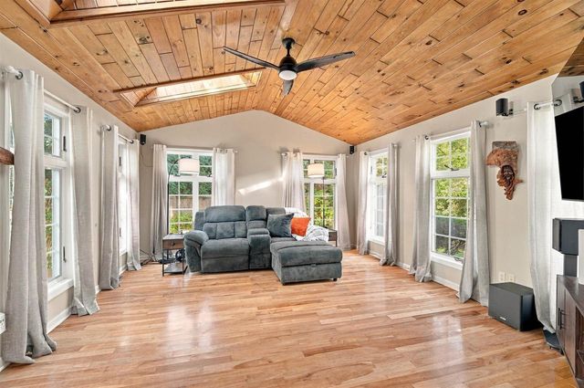 29 PHEASANT COURT, Appleton, WI 54915