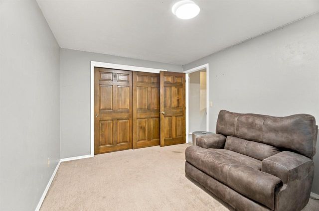 29 PHEASANT COURT, Appleton, WI 54915