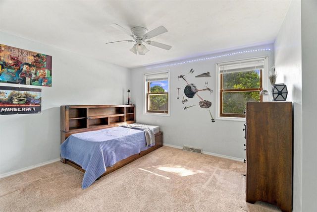 29 PHEASANT COURT, Appleton, WI 54915
