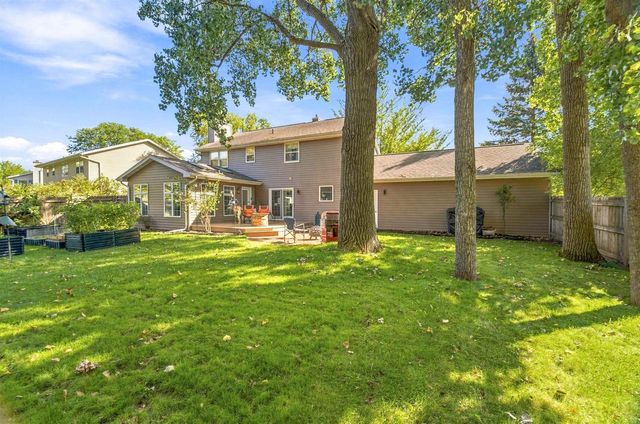 29 PHEASANT COURT, Appleton, WI 54915