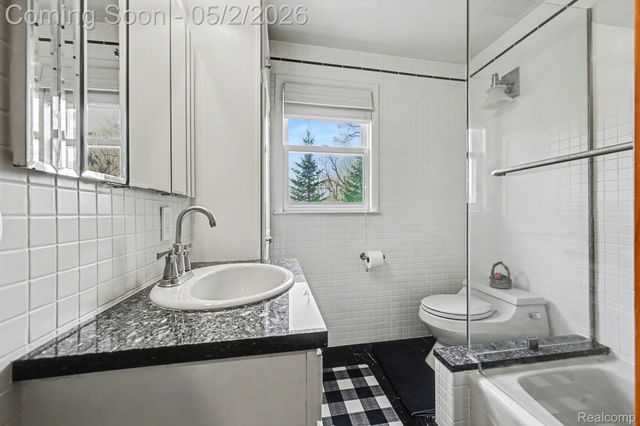 2080 Teggerdine Road, White Lake Charter Township, MI 48386