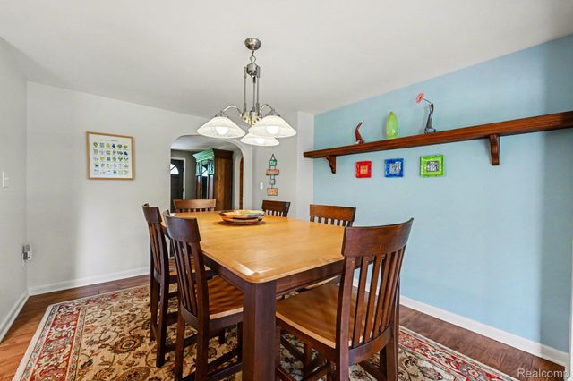 2080 Teggerdine Road, White Lake Charter Township, MI 48386