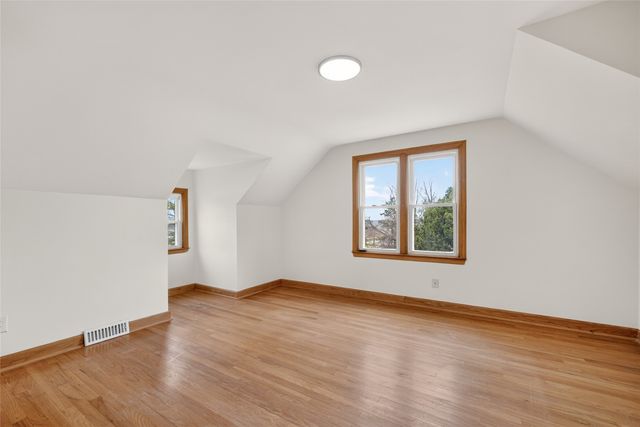 2900 Euclid Avenue, Des Moines, IA 50310