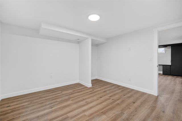 2900 Euclid Avenue, Des Moines, IA 50310