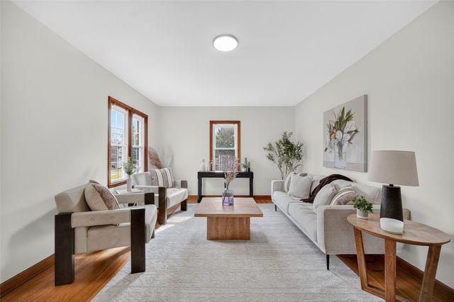 2900 Euclid Avenue, Des Moines, IA 50310