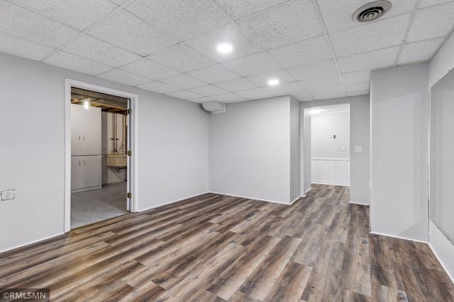 905 Windemere Curve, Plymouth, MN 55441