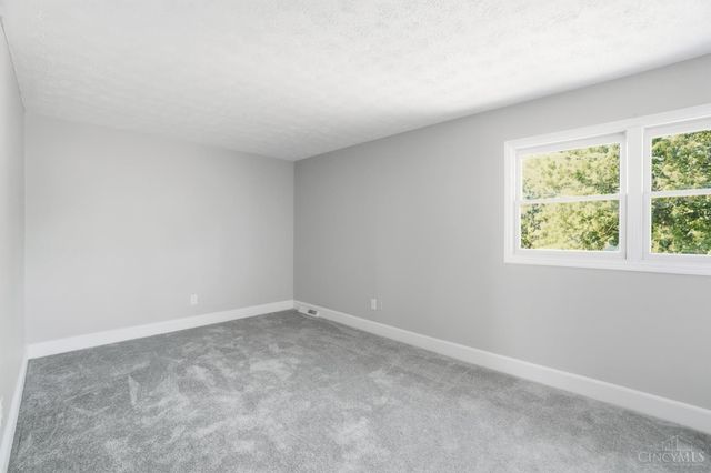 400 Terra Place, Batavia Twp, OH 45103