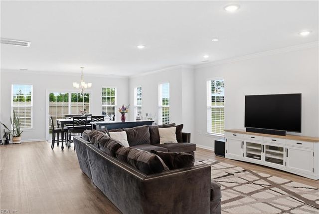 355 Middleton WAY, Chesapeake, VA 23322