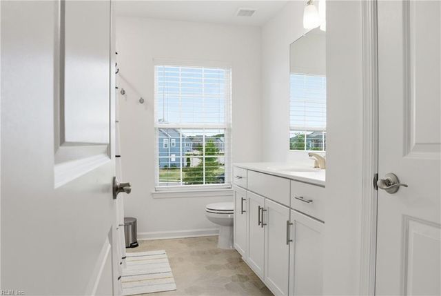 355 Middleton WAY, Chesapeake, VA 23322