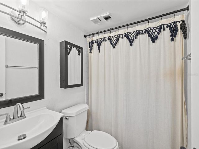 8653 MALLARD RESERVE DRIVE 103, Tampa, FL 33614