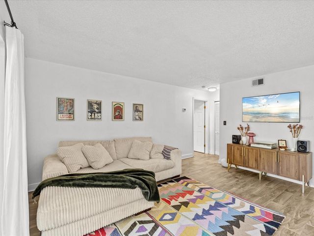 8653 MALLARD RESERVE DRIVE 103, Tampa, FL 33614