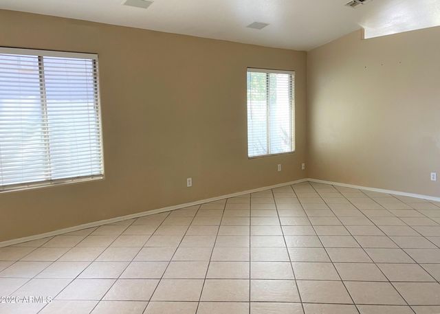 8736 E Nido Circle, Mesa, AZ 85209
