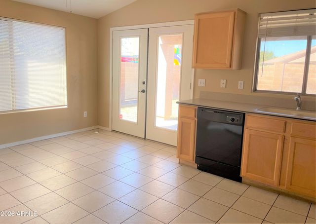 8736 E Nido Circle, Mesa, AZ 85209