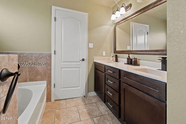 13491 BRADFORD Street, Horizon City, TX 79928