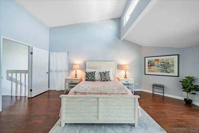 2431 La Costa Avenue B, Carlsbad, CA 92009