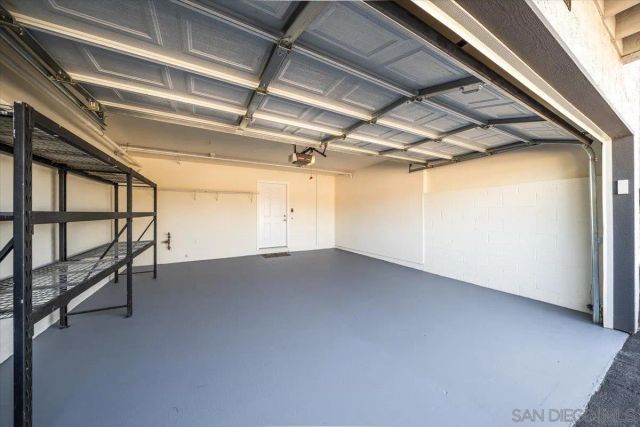 2431 La Costa Avenue B, Carlsbad, CA 92009