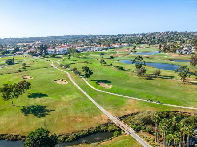 2431 La Costa Avenue B, Carlsbad, CA 92009