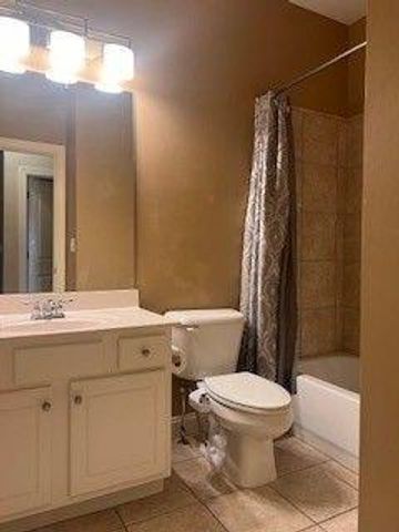 144 W Ridge Way, Roswell, GA 30076