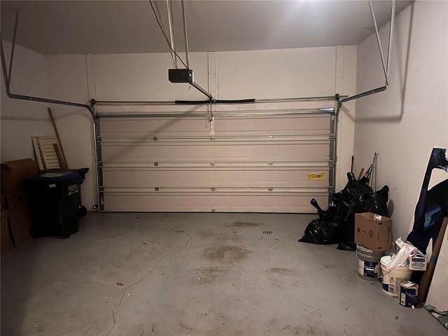 144 W Ridge Way, Roswell, GA 30076