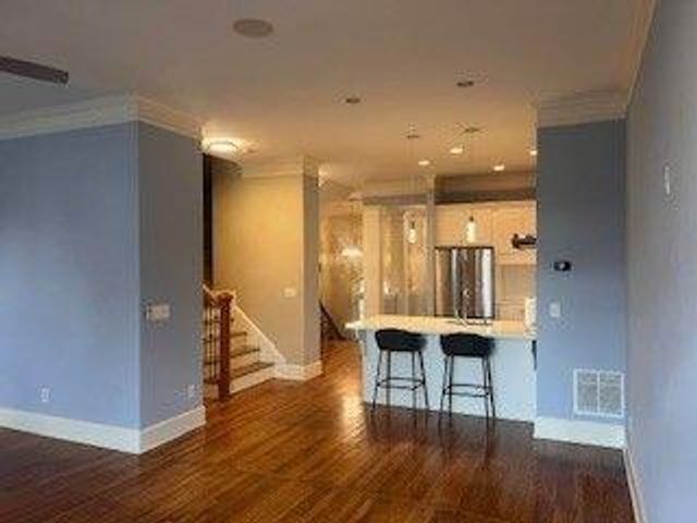 144 W Ridge Way, Roswell, GA 30076