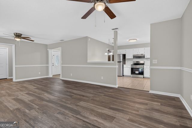 811 Cutter Court, Hinesville, GA 31313