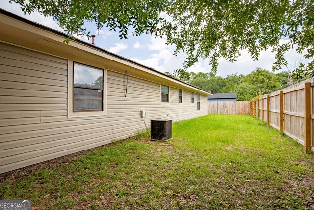 811 Cutter Court, Hinesville, GA 31313