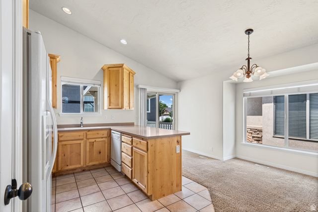 8688 DIAMOND DOVE DR, West Jordan, UT 84088