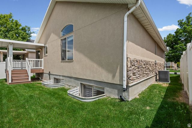 8688 DIAMOND DOVE DR, West Jordan, UT 84088