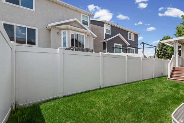 8688 DIAMOND DOVE DR, West Jordan, UT 84088