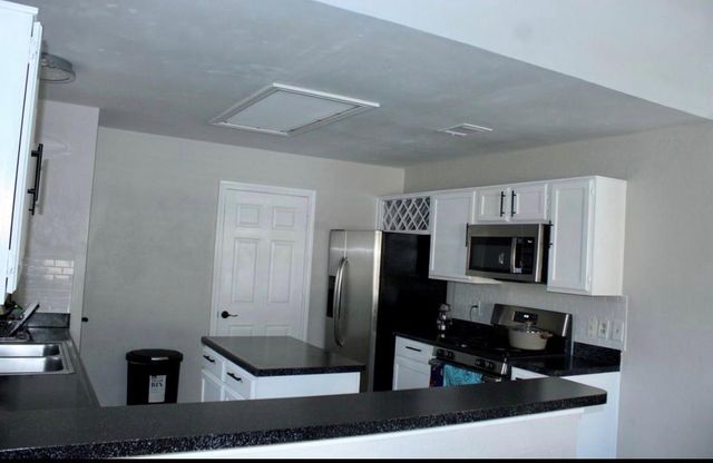 808 Bridgewater Lane, Mesquite, TX 75181