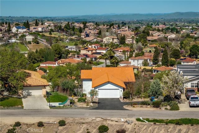 731 Renate Way, Paso Robles, CA 93446