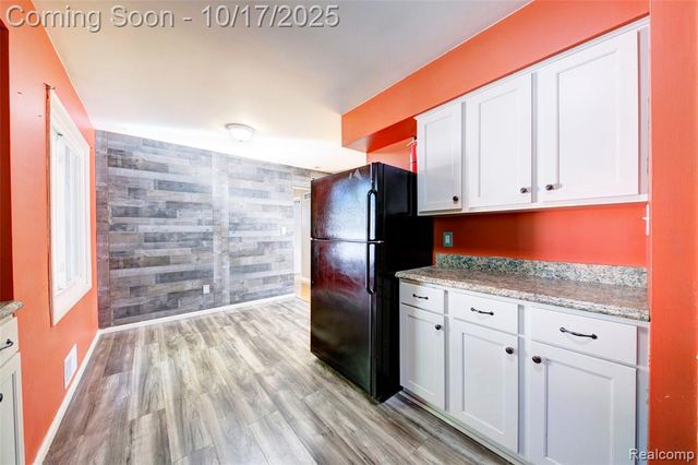 838 Westwood Drive, Fenton, MI 48430