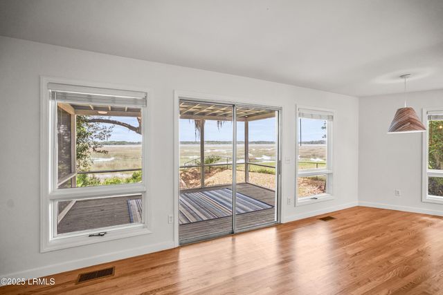 1203 Laudonniere Street, Beaufort, SC 29902