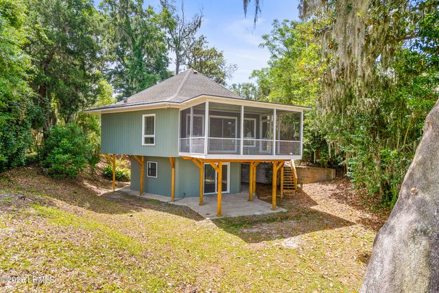 1203 Laudonniere Street, Beaufort, SC 29902