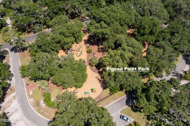 1203 Laudonniere Street, Beaufort, SC 29902