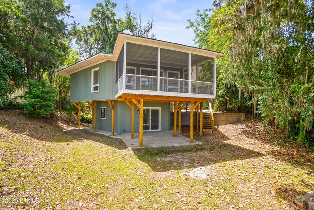 1203 Laudonniere Street, Beaufort, SC 29902