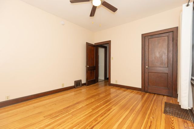 1024 Ravenswood Drive, Evansville, IN 47713