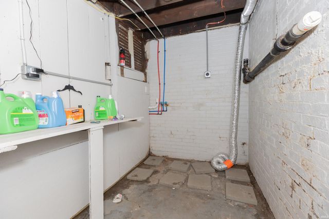 1024 Ravenswood Drive, Evansville, IN 47713