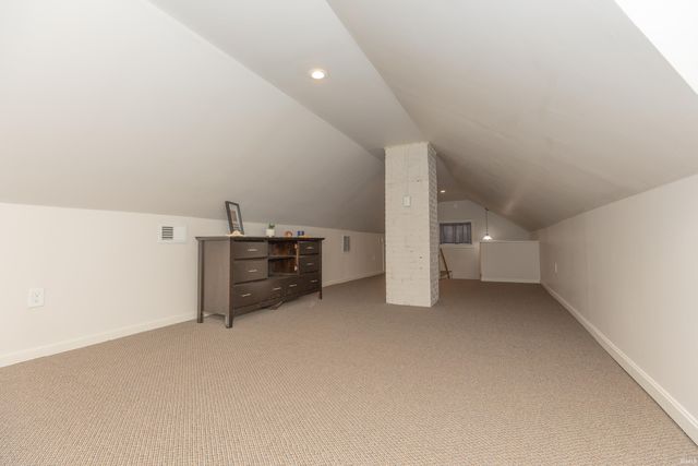 1024 Ravenswood Drive, Evansville, IN 47713