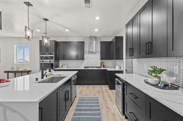 1016 10TH Street SE, Rio Rancho, NM 87124