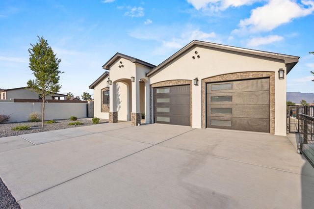 1016 10TH Street SE, Rio Rancho, NM 87124