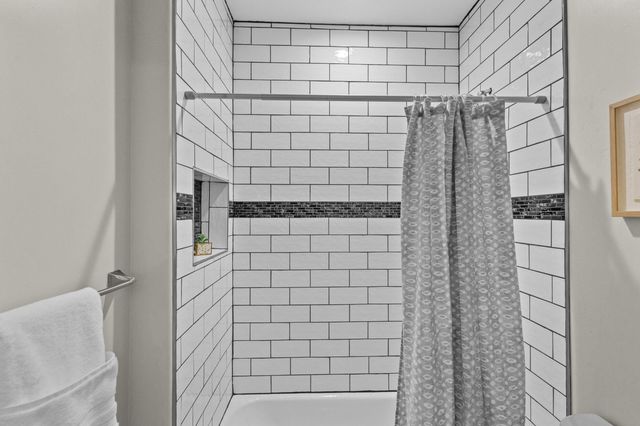 1016 10TH Street SE, Rio Rancho, NM 87124