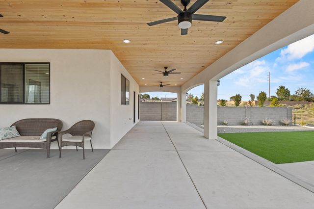 1016 10TH Street SE, Rio Rancho, NM 87124