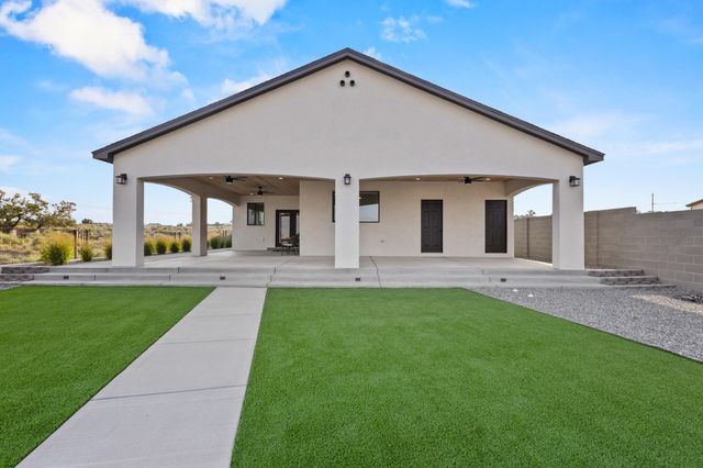 1016 10TH Street SE, Rio Rancho, NM 87124