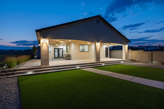 1016 10TH Street SE, Rio Rancho, NM 87124