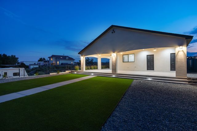 1016 10TH Street SE, Rio Rancho, NM 87124