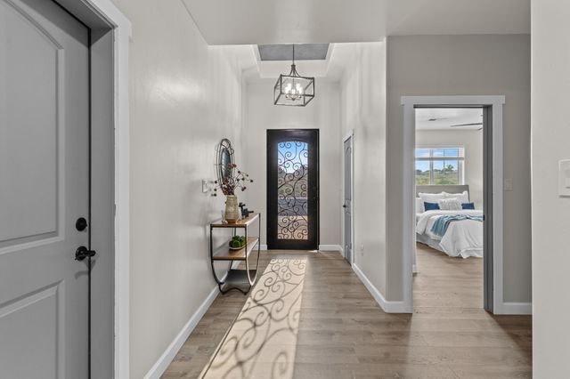 1016 10TH Street SE, Rio Rancho, NM 87124