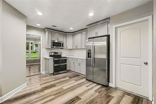 1103 To Lane Drive, Stone Mountain, GA 30083