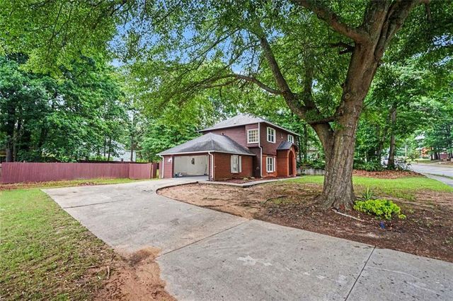 1103 To Lane Drive, Stone Mountain, GA 30083